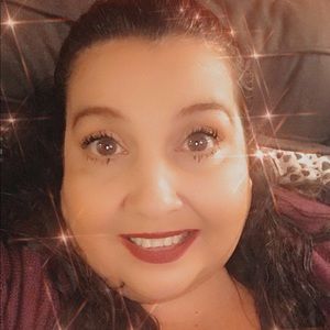 Meet your Posher, Loretta